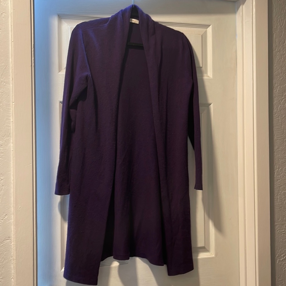 Neiman Marcus Cashmere sweater